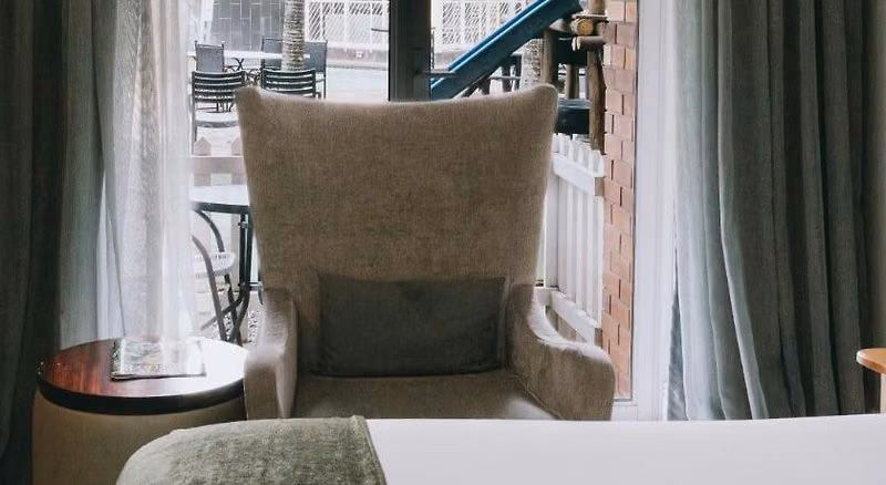 59B27DA7DEE22B4C2CFBAFDC88DE0995