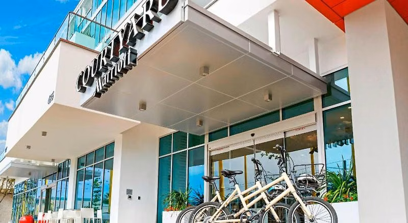 Courtyard by Marriott Santa Monica