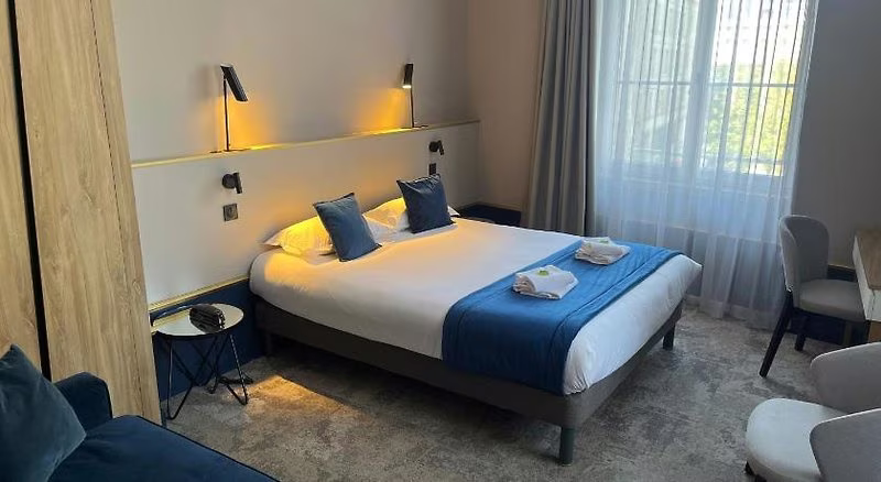 71CAD9030F5444E656456613A58BD427