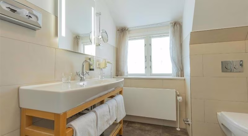 BCDC9A1331E0339026E1B45837133E6C
