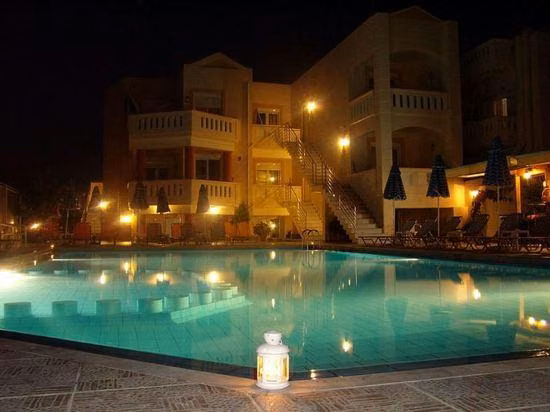 8EBCB9E6DC43BA27E7A89DEEF9E58A13