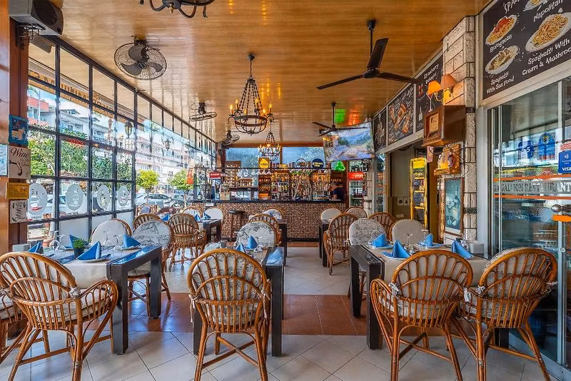 Gallion Hotel
