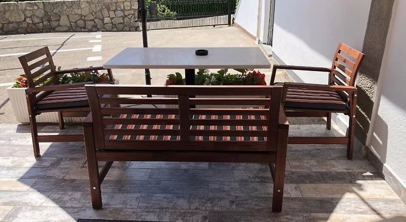 451241EEB0B218D30A19E7B591EBD64C