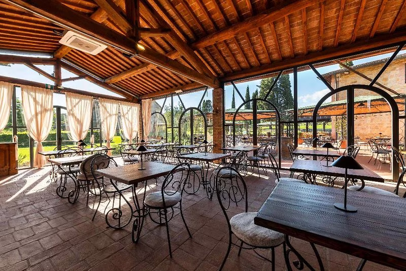 Castellare Di Tonda Resort & Spa