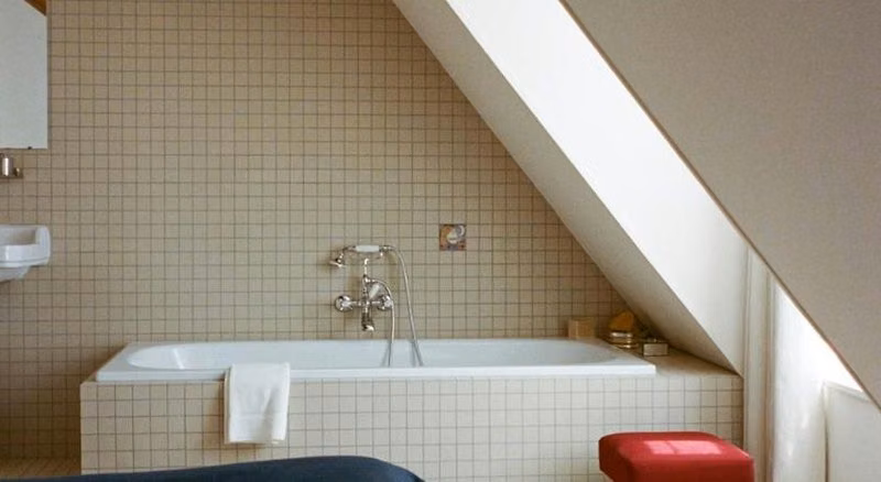 48064319C2D665E4769F3EDBAA54B7C8