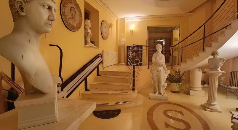 Seccy Hotel Art & Museum