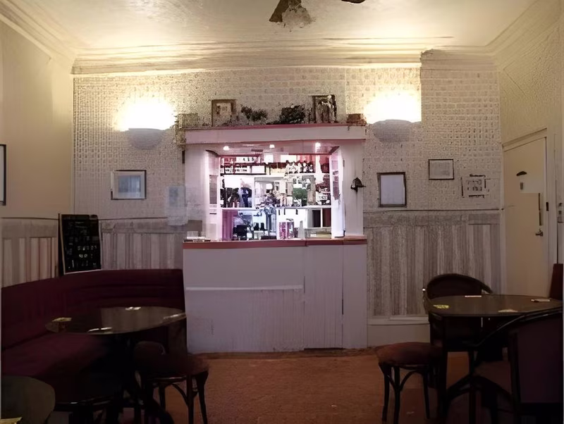 Dorset Hotel