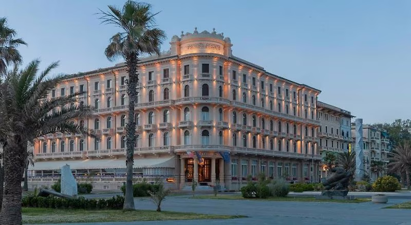 5E99B235C821BDA9D4B4A7A8205B40AF