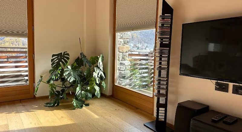 431015F37CAC62E0B2E01183E5D6EABA