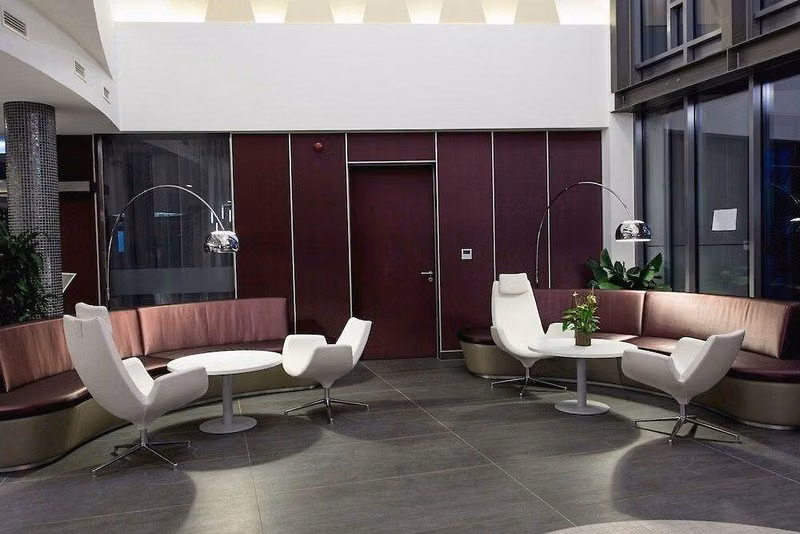 Aura Hotel