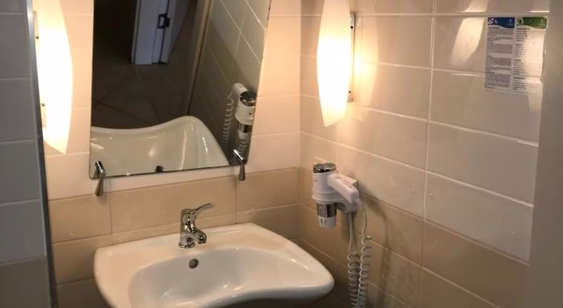 20EB582CB2279AC25C97824E61CADFCE