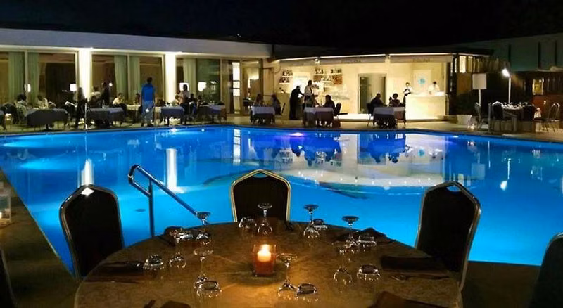 4 Spa Resort Hotel