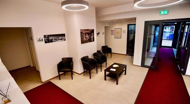 DM & s Apartment