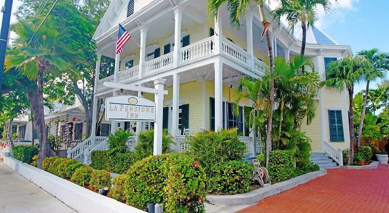Silver Palms Inn
