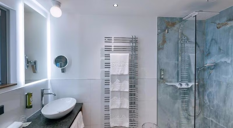 240233C66C35E190C2FAE2D5E96F5D6F