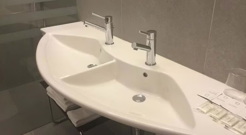 01D138E7712E3E711D4277433E72D632