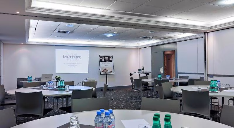 Mercure Paris Vaugirard Porte de Versailles Hotel