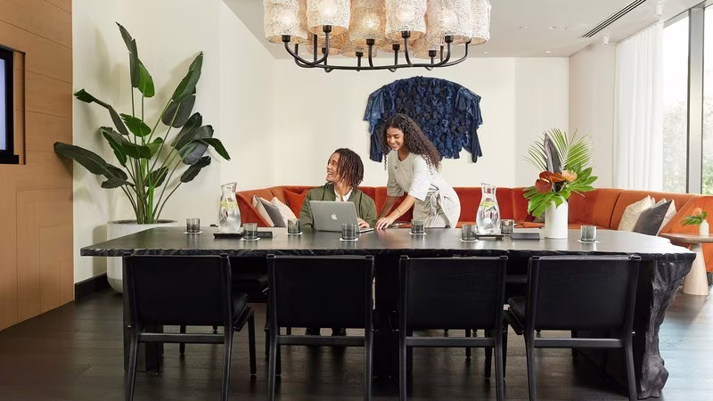 2A82677A43D5606F55D84C7A49F09A53