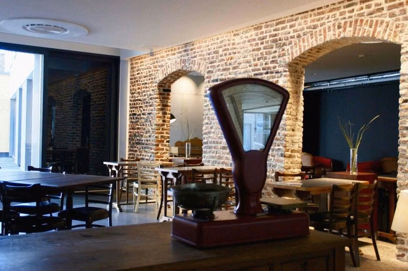 Van Belle Hotel