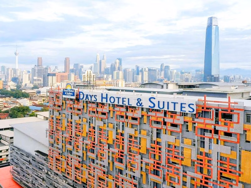 Days Hotel & Suites by Wyndham Fraser Business Park