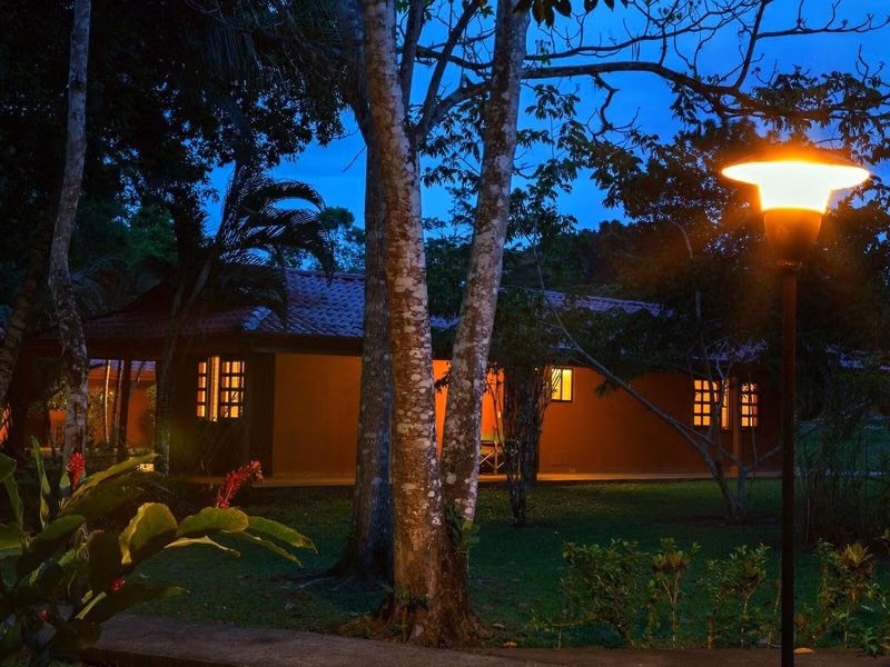 8A8D65DEC672F5368D1677613E8B39BD