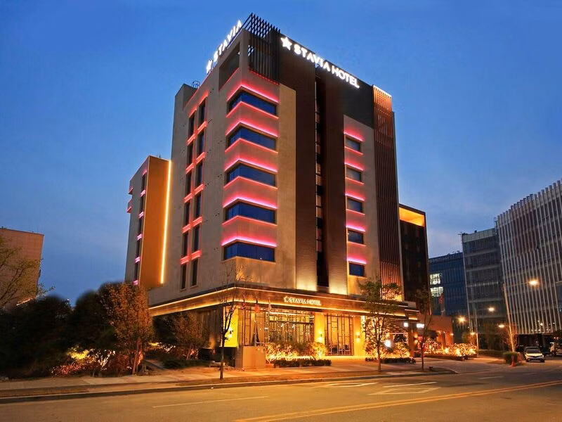 Stavia Hotel