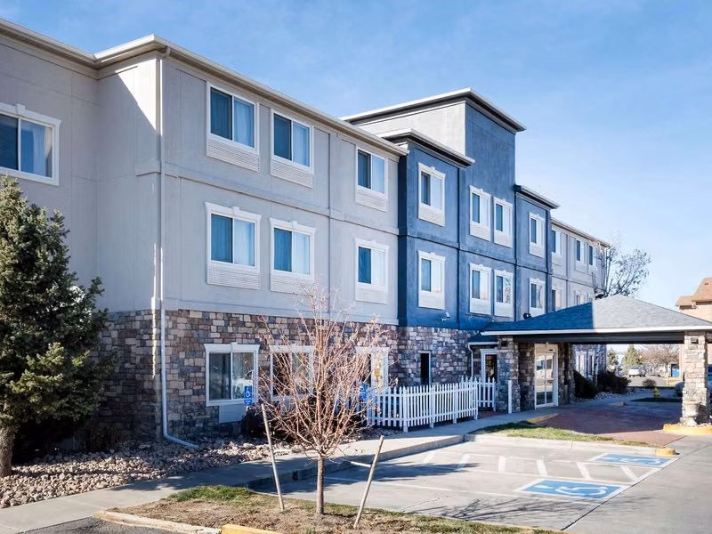 A676BCD1DEC57D03A9892FA18A2B3B03