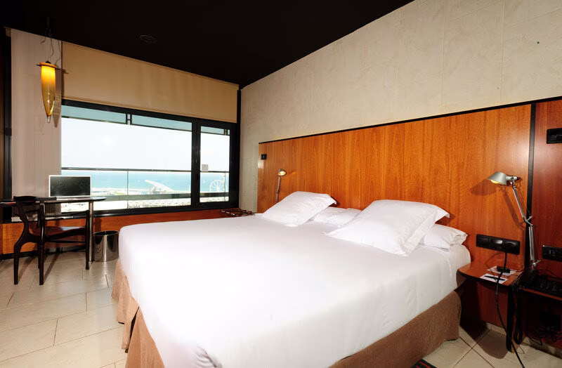 38FEA7B7109BD6D22842B112C95201E6