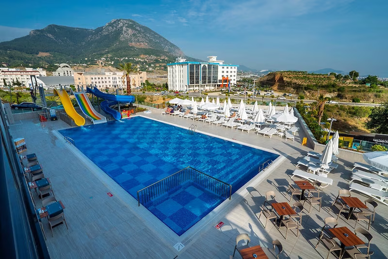 Campus Hill Hotel
