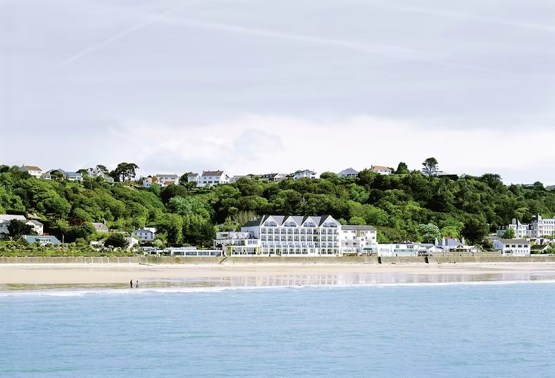 Golden Sands Hotel