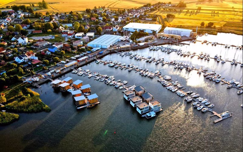 Ostsee - Kröslin: Hausboot-Urlaub im Baltic Sea Resort