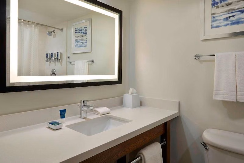 Four Points by Sheraton Toronto Airport
