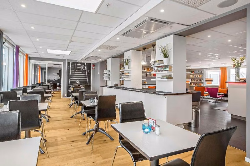 Sure Hotel by Best Western Stockholm Alvsjo