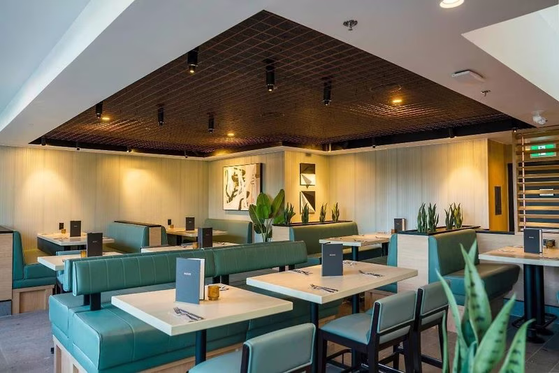 Sandman Signature Vancouver Downtown Hotel