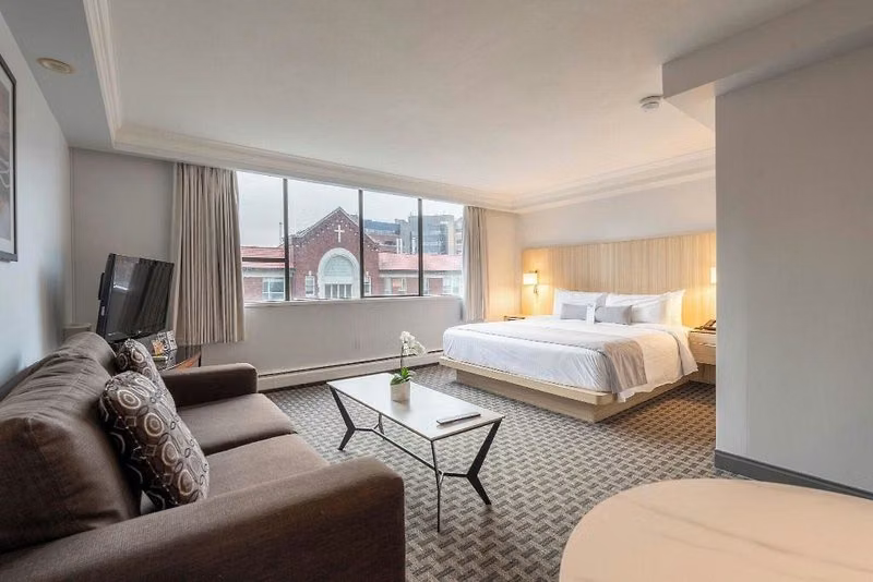 Century Plaza Hotel & Spa