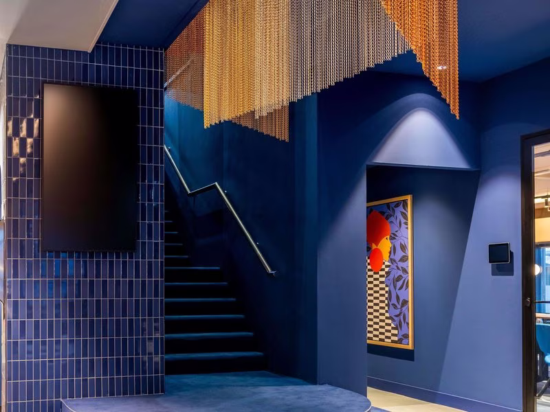 TRIBE Hotel Den Haag Centraal