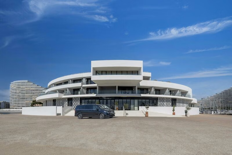 Marina Baie des Anges Hotel, Curio Collection by Hilton