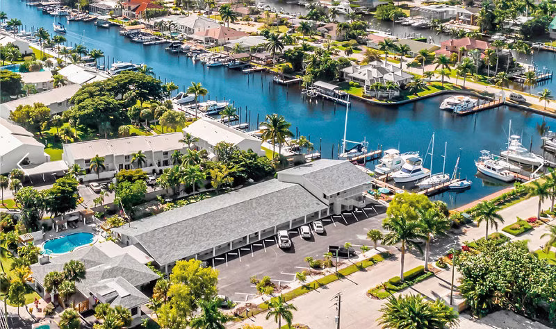 Latitude 26 Waterfront Boutique Resort