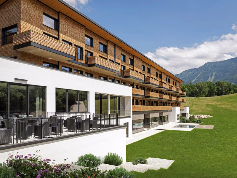 DAE06D2153E226867A2C7C440385F279