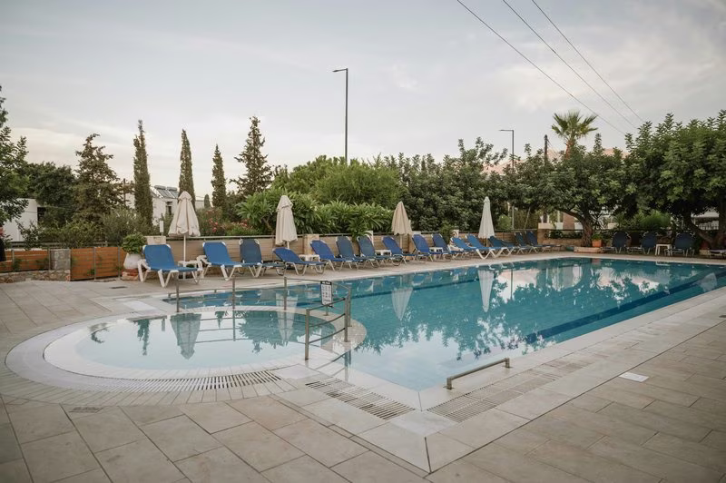 Dionysos Apartments & Studios Stalis