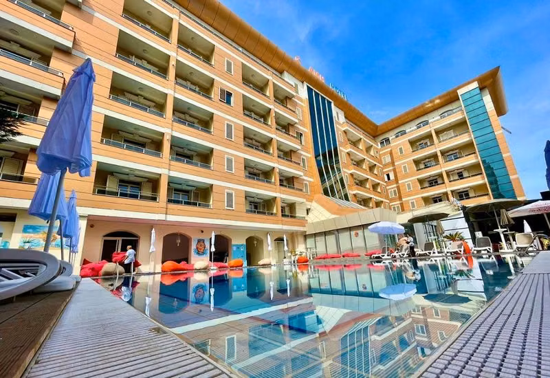 AMH Hotel