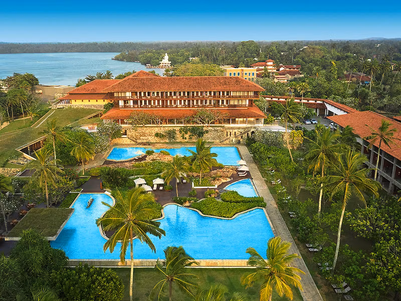 Cinnamon Bentota Beach