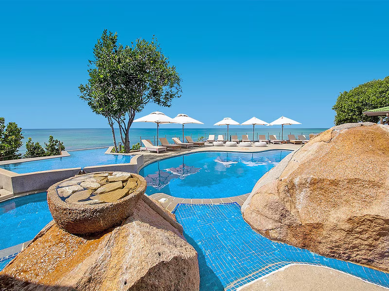 Coco de Mer & Black Parrot Suites