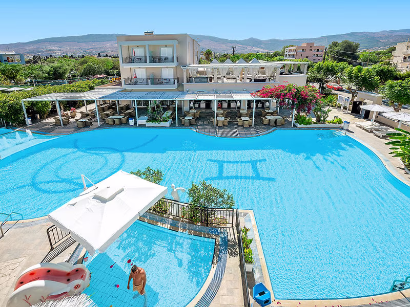 Peridis Family Resort