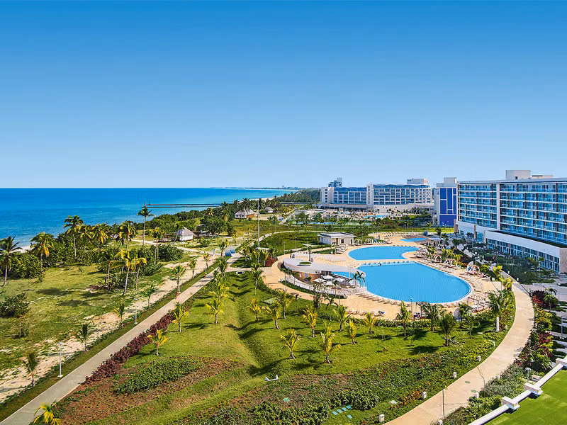 Grand Aston Varadero