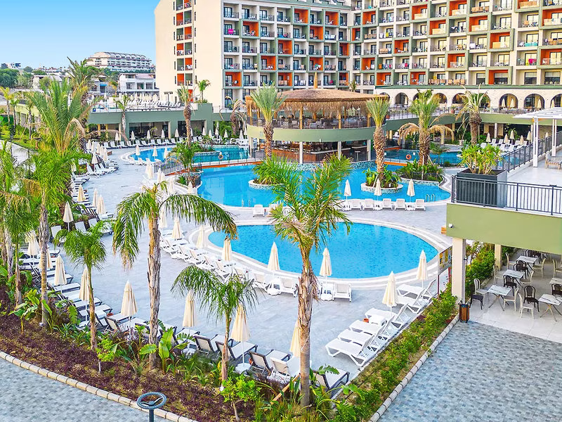 Hotel Dream Fun World