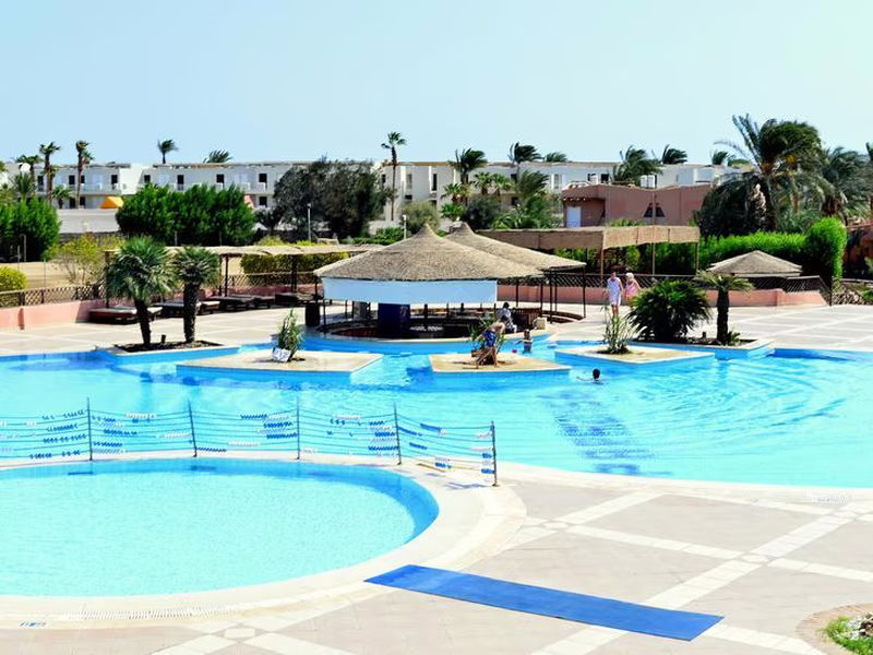 Paradise Abu Soma