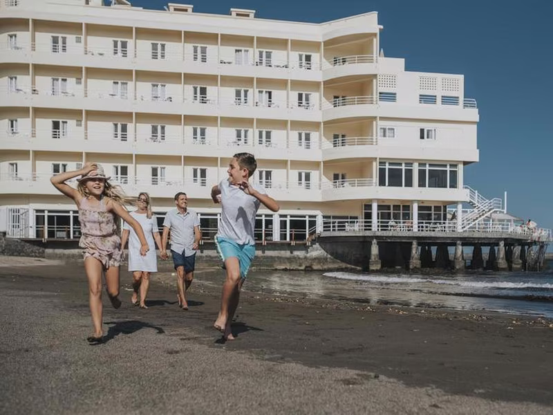 Hotel Medano