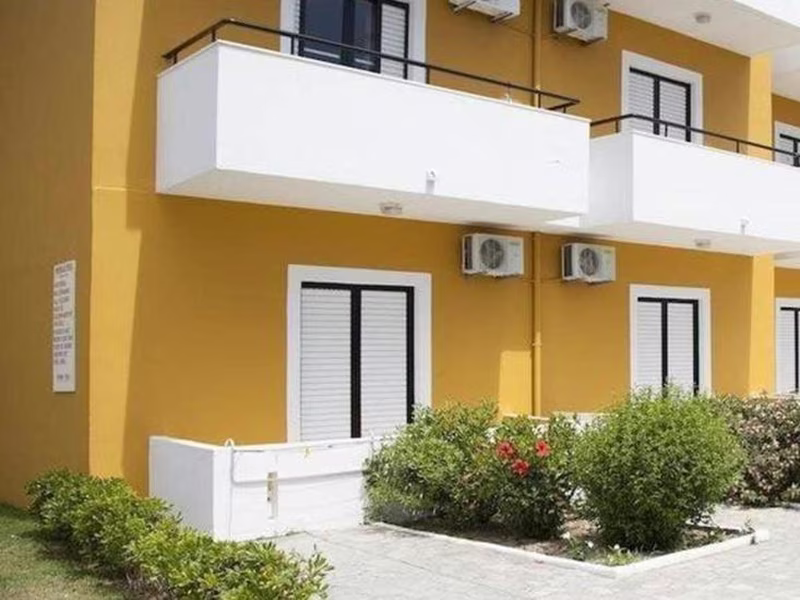 Manolis Studios