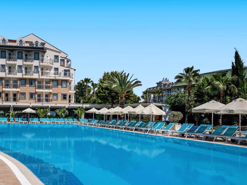 Hotel Side Aluna
